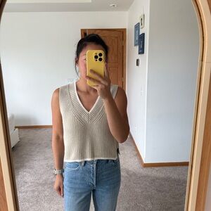 Divided by H&M Sleeveless Knit Sweater Top Size Small
